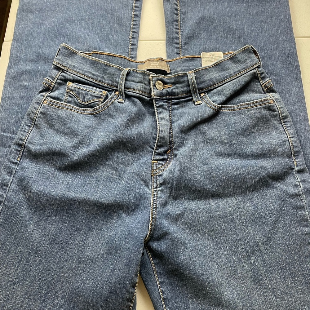 Levi’s Perfectly Slimming 512 Jeans Size 12M